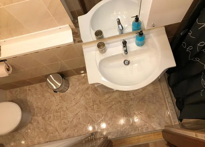 Black & White • Black Apartament Eger